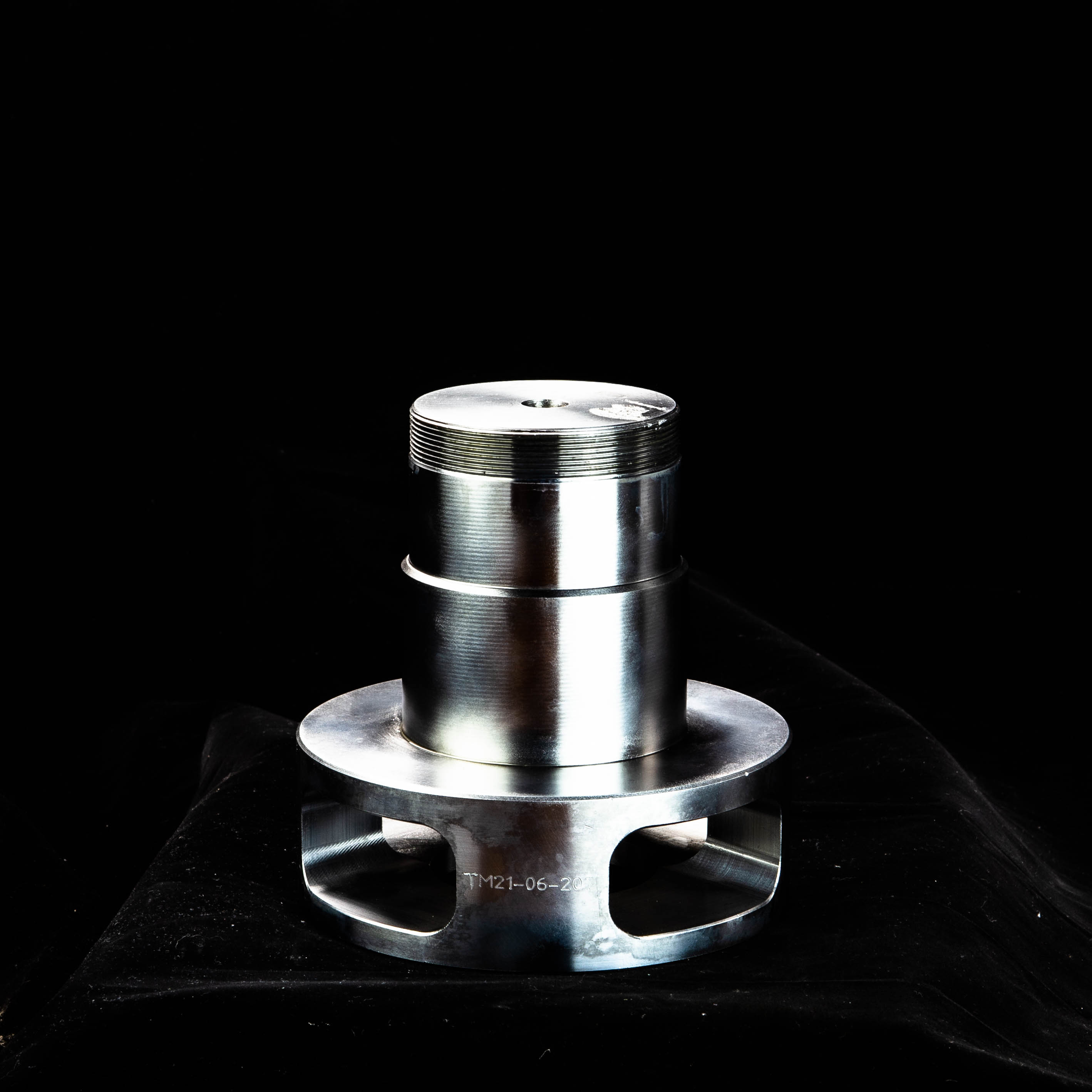 工程機(jī)械用輸出軸4孔.jpg