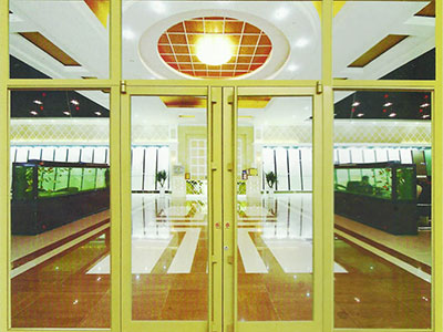 石家莊肯德基門 石家莊肯德基門